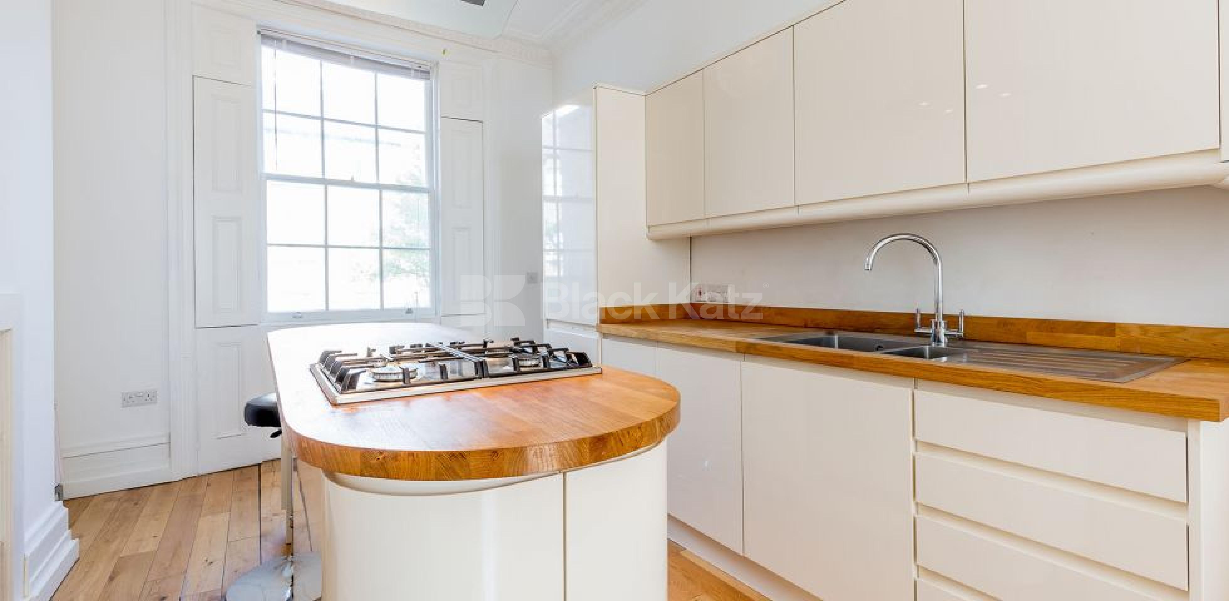 			NEW INSTRUCTION WITH GARDEN!, 3 Bedroom, 1 bath, 1 reception Flat			 Swinton Street, Kings Cross WC1X